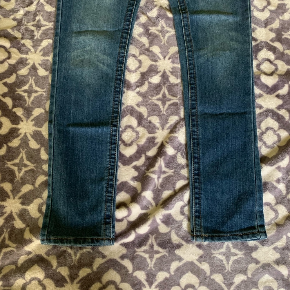 Jeans - Picture 2 of 6
